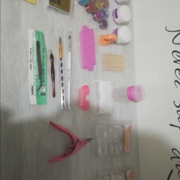 ✨Brand New Acrylic Nail Kit✨ - Picture 8 of 8